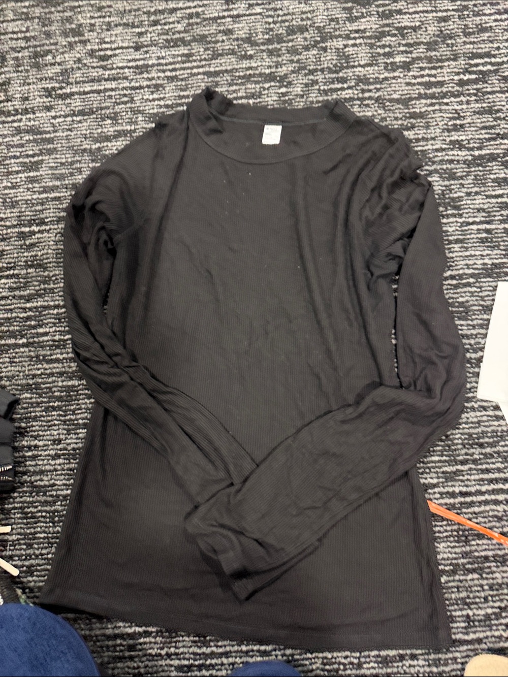 Noli Black Long-Sleeve Ribbed Women's Tee